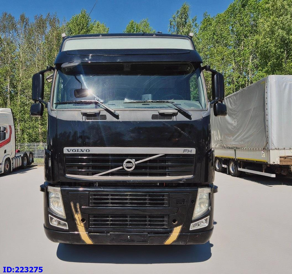 VOLVO FH13 540HP 8X4 (Steering axle) RETARDER - الشاسيه شاحنة: صور 2 VOLVO FH13 540HP 8X4 (Steering axle) RETARDER - الشاسيه شاحنة: صور 2