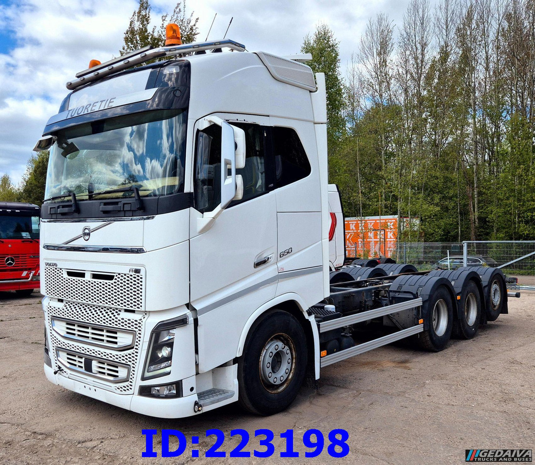 VOLVO FH16 650HP 8X4 (Steering axle) - الشاسيه شاحنة: صور 1 VOLVO FH16 650HP 8X4 (Steering axle) - الشاسيه شاحنة: صور 1