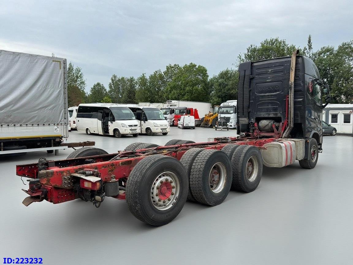 VOLVO FH16 700HP 8X4 Big Axles - الشاسيه شاحنة: صور 5 VOLVO FH16 700HP 8X4 Big Axles - الشاسيه شاحنة: صور 5