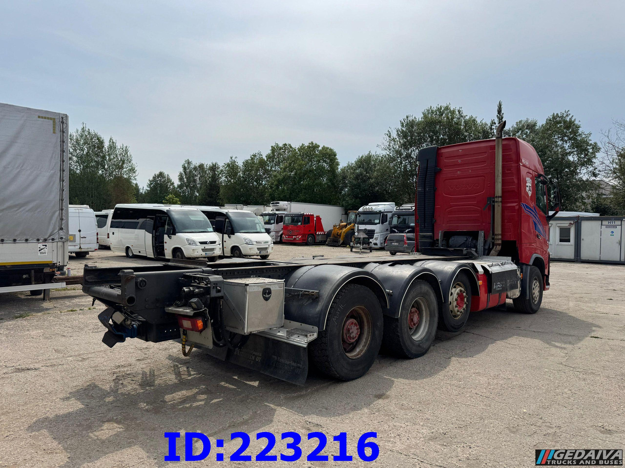 VOLVO FH16 700HP 8X4 Big axle - الشاسيه شاحنة: صور 5 VOLVO FH16 700HP 8X4 Big axle - الشاسيه شاحنة: صور 5