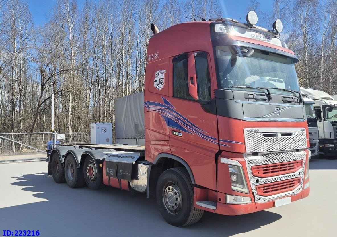 VOLVO FH16 700HP 8X4 Big axle - الشاسيه شاحنة: صور 4 VOLVO FH16 700HP 8X4 Big axle - الشاسيه شاحنة: صور 4