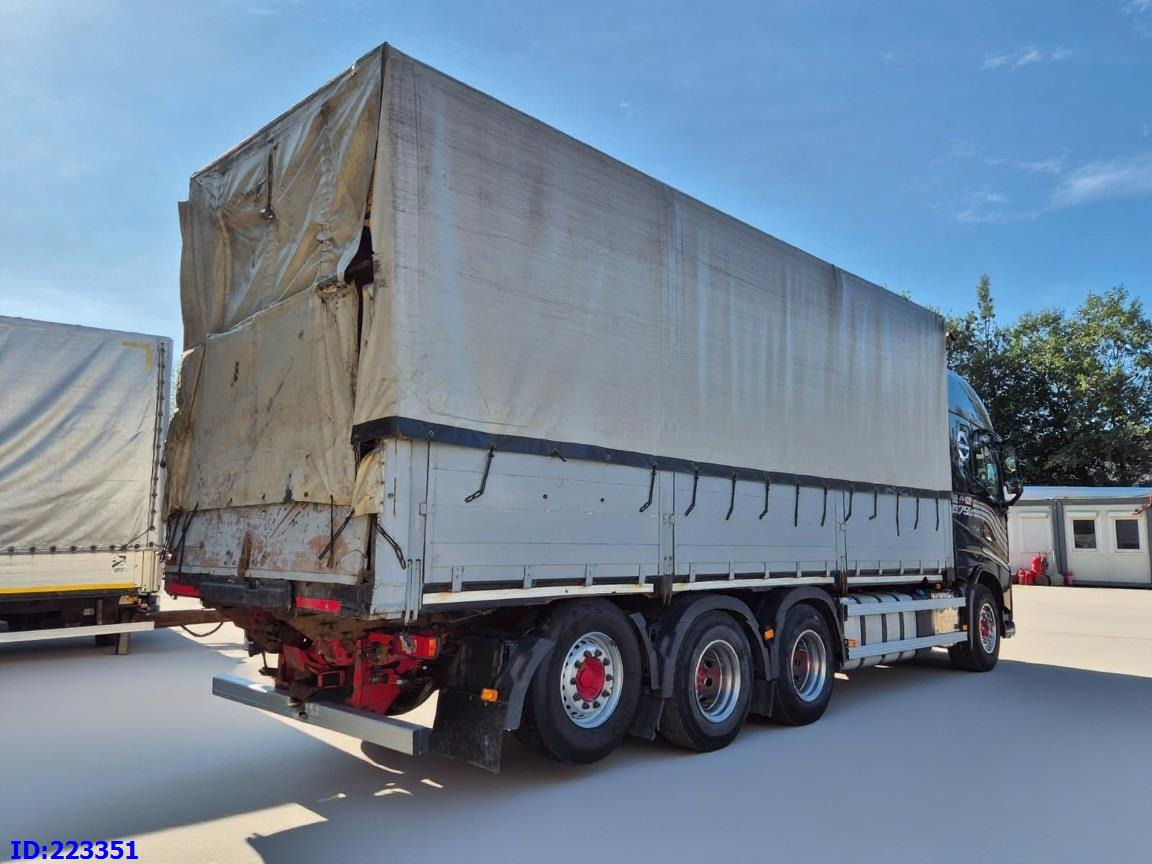 VOLVO FH16 750HP - 8x4-Steering axle - شاحنة ستارة: صور 5 VOLVO FH16 750HP - 8x4-Steering axle - شاحنة ستارة: صور 5