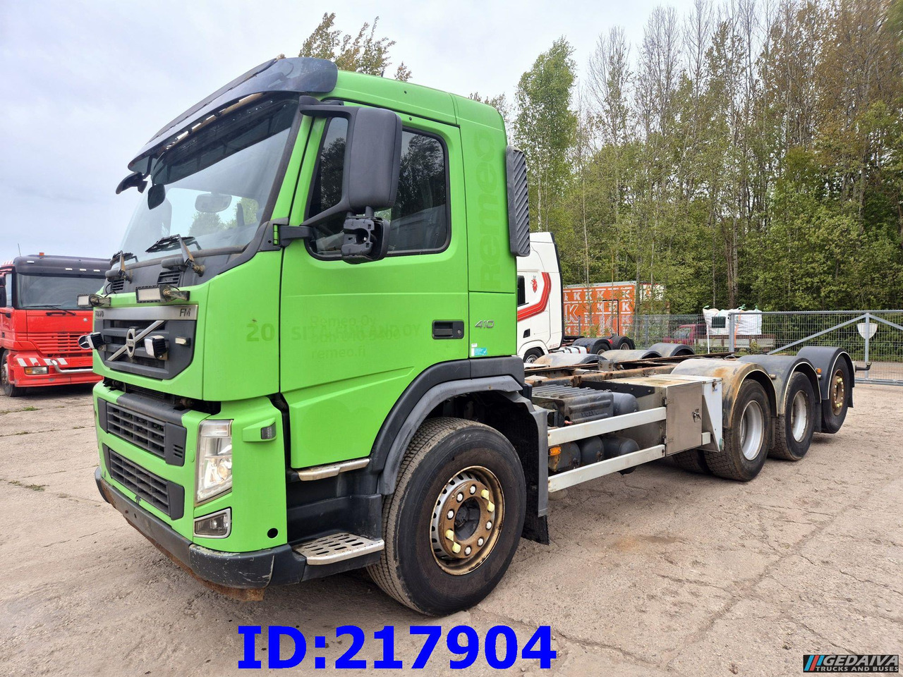 VOLVO FM 410HP 8x4 (Steering axle) - الشاسيه شاحنة: صور 1 VOLVO FM 410HP 8x4 (Steering axle) - الشاسيه شاحنة: صور 1