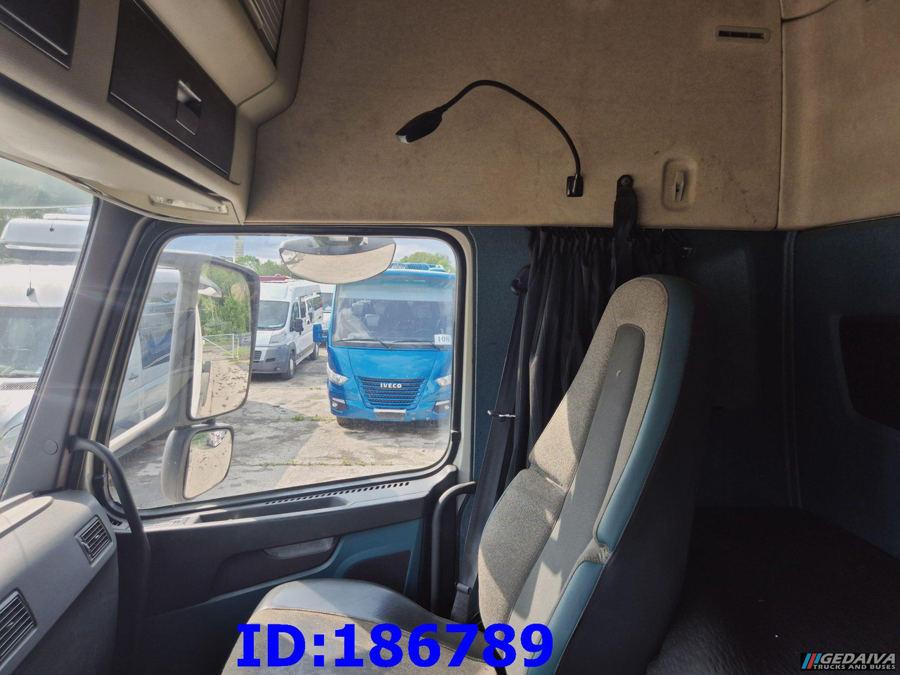 الشاسيه شاحنة VOLVO FM13 500HP 6x2: صور 18