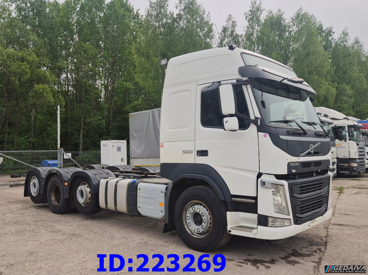 VOLVO FM13 500HP 8x2 (2 steering axels) - الشاسيه شاحنة: صور 4 VOLVO FM13 500HP 8x2 (2 steering axels) - الشاسيه شاحنة: صور 4