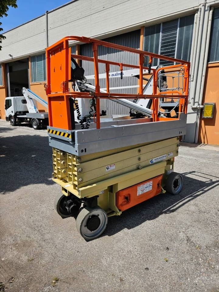 JLG 2630 ES - رافعات مقصية: صور 4 JLG 2630 ES - رافعات مقصية: صور 4
