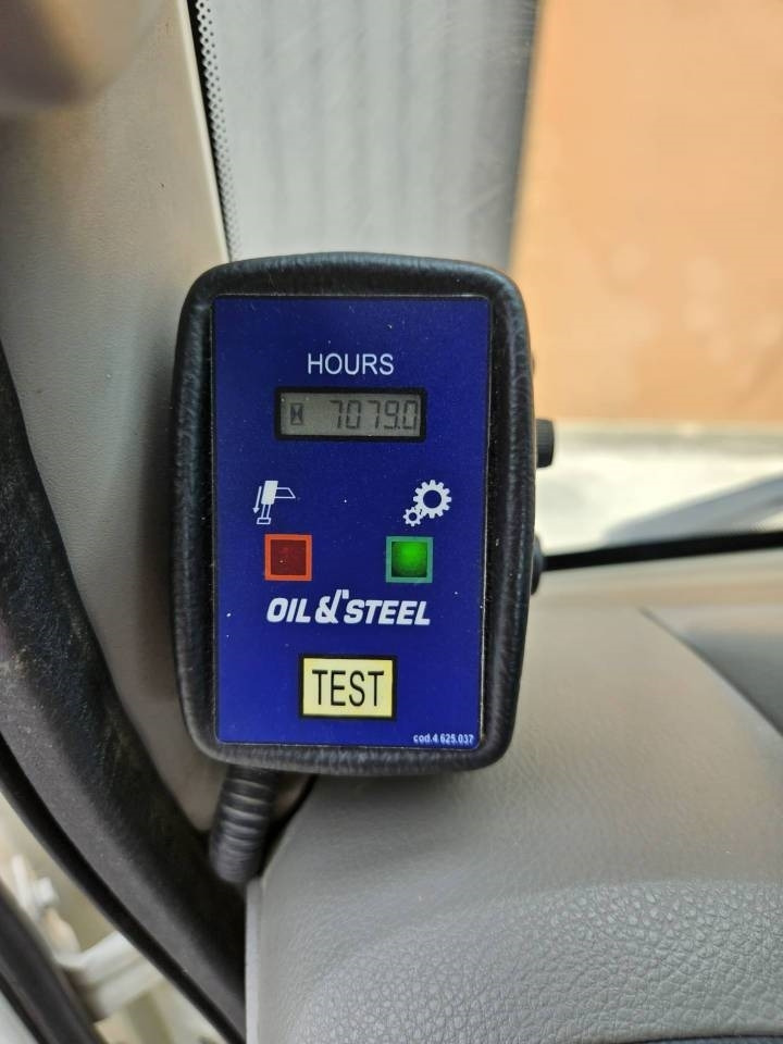 Oil & Steel Snake 21.12 - مصاعد الازدهار محمولة على شاحنة: صور 3 Oil & Steel Snake 21.12 - مصاعد الازدهار محمولة على شاحنة: صور 3