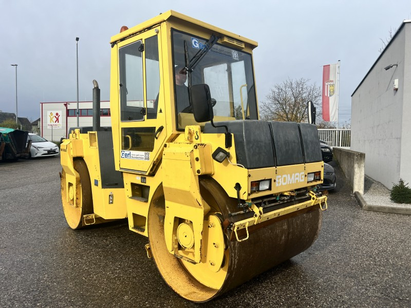 Bomag BW 151 AD-2 (111297) - مدحلة الأسفلت: صور 5 Bomag BW 151 AD-2 (111297) - مدحلة الأسفلت: صور 5