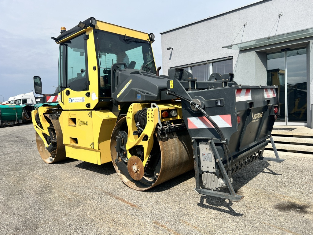 Bomag BW 174 AP-4i AM (111651) - مدحلة الأسفلت: صور 3 Bomag BW 174 AP-4i AM (111651) - مدحلة الأسفلت: صور 3