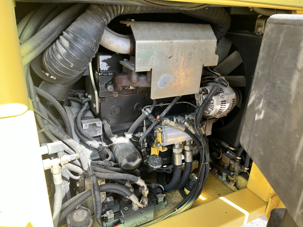 مدحلة الأسفلت Bomag BW 174 n. Chr. (111667): صور 12 مدحلة الأسفلت Bomag BW 174 n. Chr. (111667): صور 12