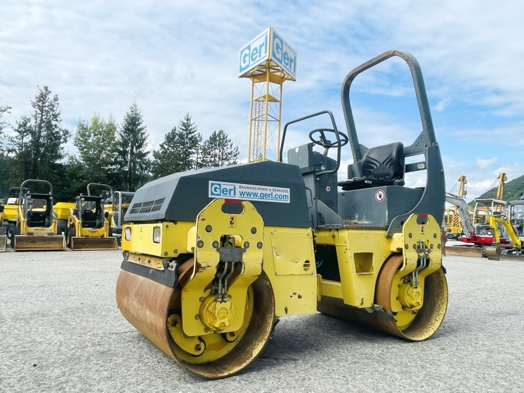 Bomag BW120 AD-3 (4046) - مدحلة الأسفلت: صور 1 Bomag BW120 AD-3 (4046) - مدحلة الأسفلت: صور 1