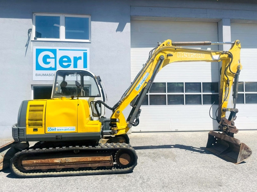 Neuson 8002 RDV (4015) - حفارة مصغرة: صور 2 Neuson 8002 RDV (4015) - حفارة مصغرة: صور 2