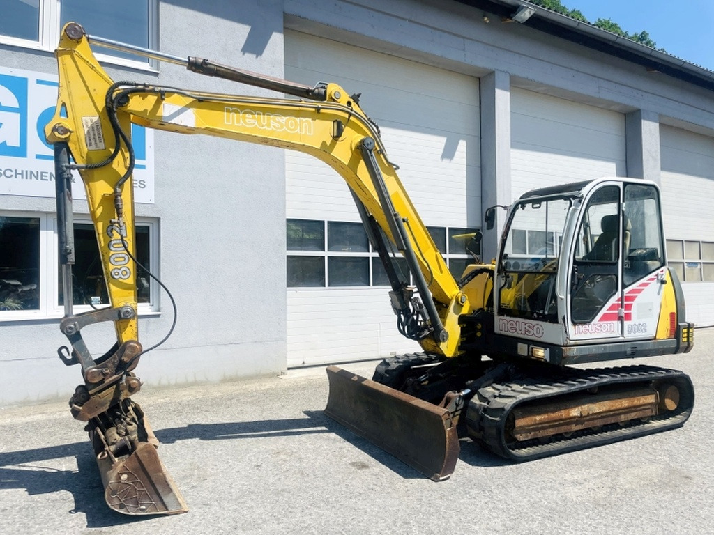 Neuson G8002 RDV (4015) - حفارة مصغرة: صور 4 Neuson G8002 RDV (4015) - حفارة مصغرة: صور 4
