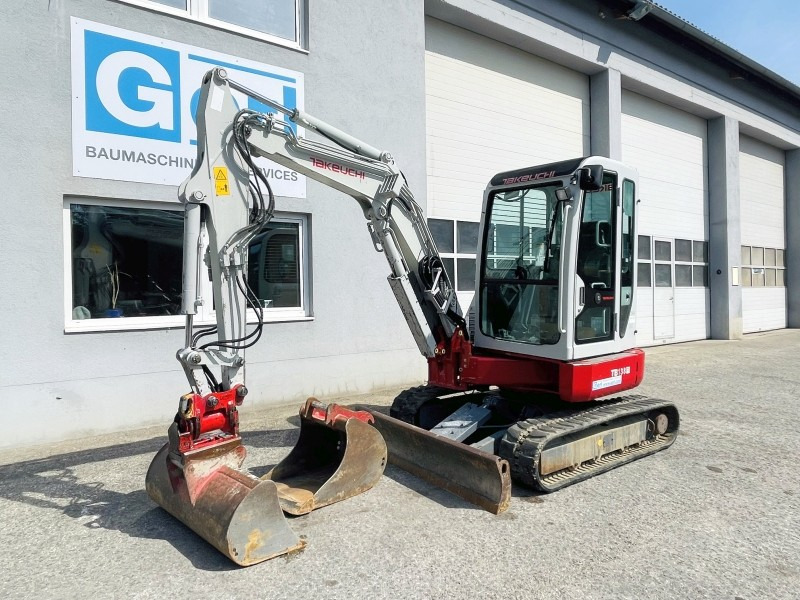 Takeuchi TB138FR (3775) - حفارة مصغرة: صور 4 Takeuchi TB138FR (3775) - حفارة مصغرة: صور 4