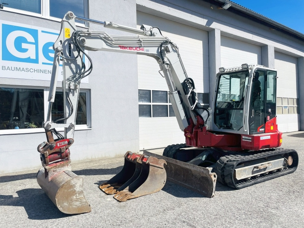 Takeuchi TB280FR (4050) - حفارة مصغرة: صور 4 Takeuchi TB280FR (4050) - حفارة مصغرة: صور 4