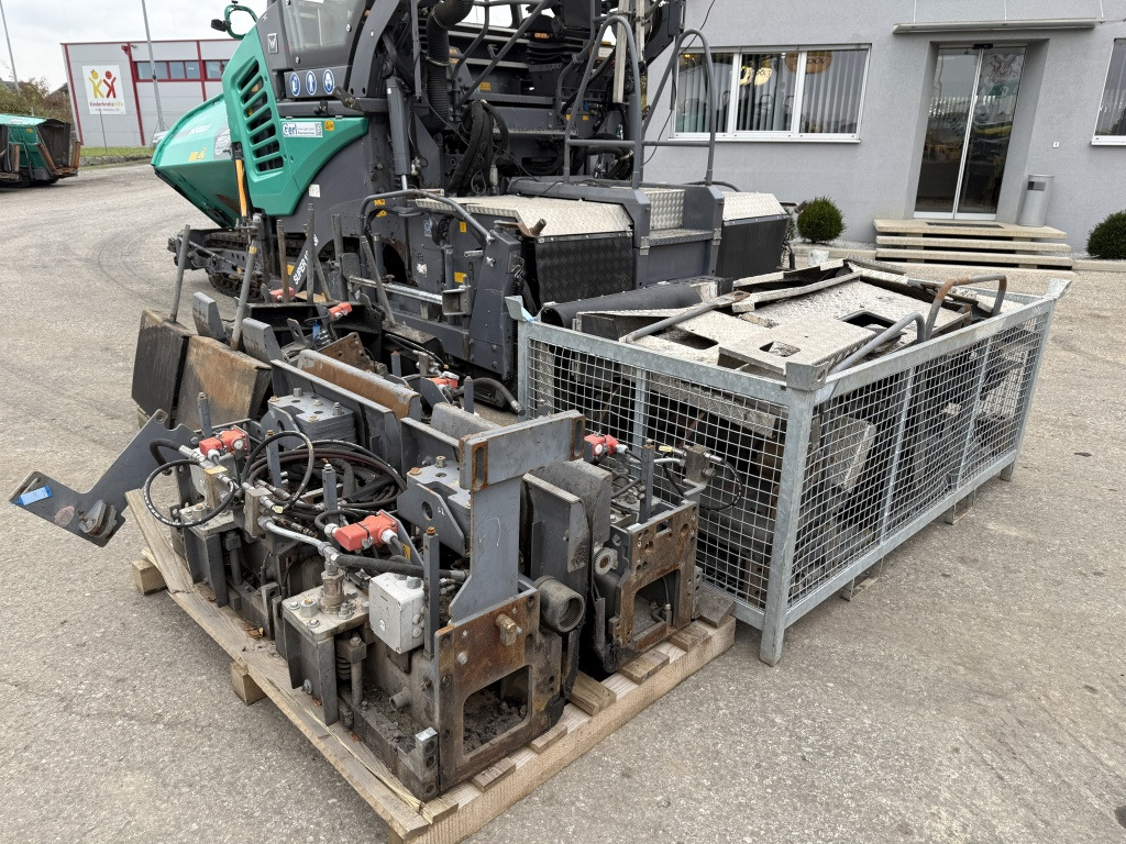 Vögele Super 1800-3i (111735) - العامل بالقار: صور 5 Vögele Super 1800-3i (111735) - العامل بالقار: صور 5