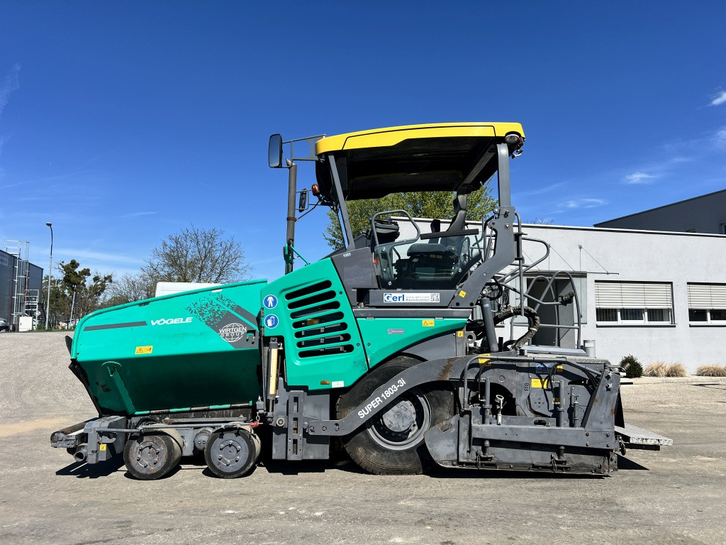 Vögele Super 1803-3i (111558) - العامل بالقار: صور 1 Vögele Super 1803-3i (111558) - العامل بالقار: صور 1