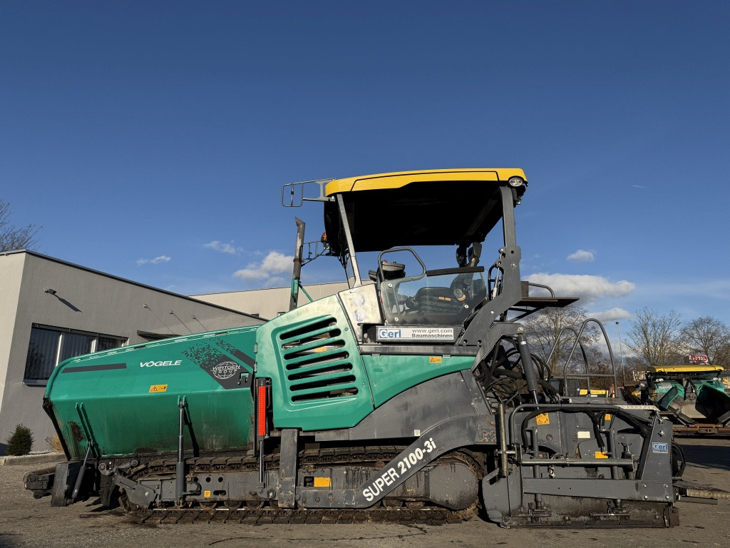 Vögele Super 2100-3i (111770) - العامل بالقار: صور 1 Vögele Super 2100-3i (111770) - العامل بالقار: صور 1