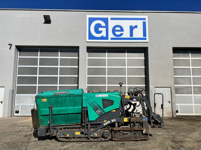 Vögele Super 800 Typ 07.90 (110957) - العامل بالقار: صور 1 Vögele Super 800 Typ 07.90 (110957) - العامل بالقار: صور 1