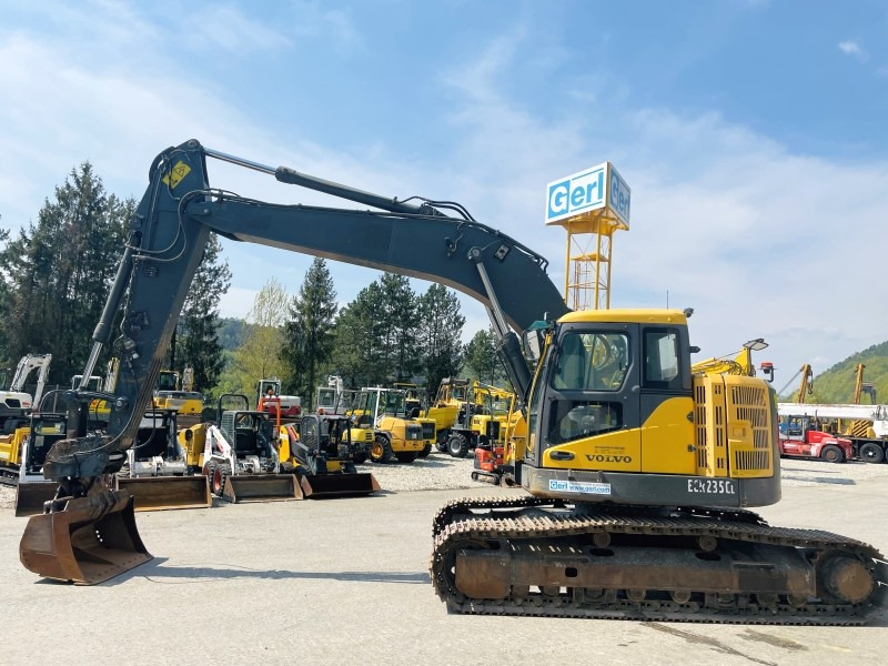 Volvo ECR235CL (3445) - حفارات زحافة: صور 1 Volvo ECR235CL (3445) - حفارات زحافة: صور 1