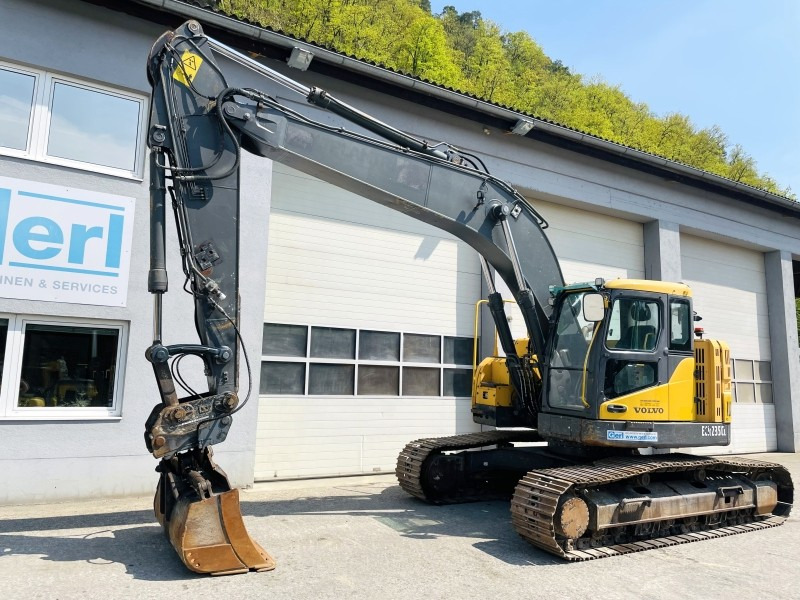 Volvo ECR235CL (3445) - حفارات زحافة: صور 4 Volvo ECR235CL (3445) - حفارات زحافة: صور 4
