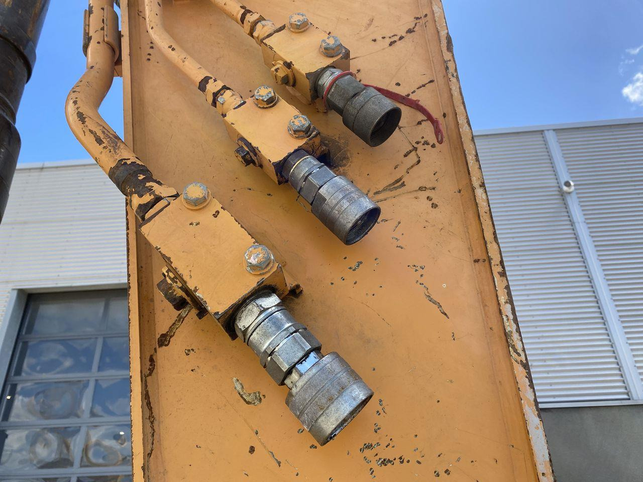 حفارات زحافة Case CX210C: صور 9