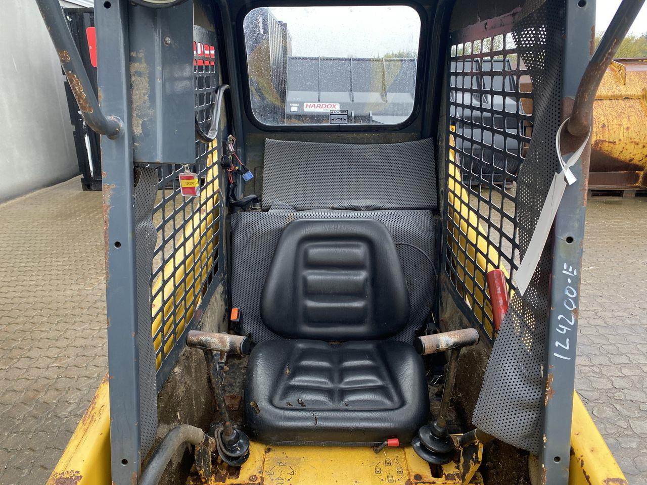 Gehl SL1635 - شيول صغير: صور 3 Gehl SL1635 - شيول صغير: صور 3