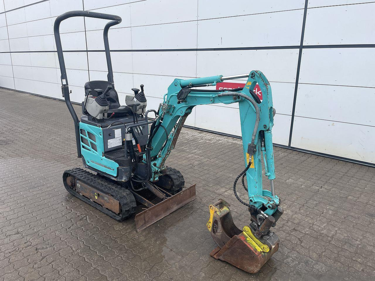 Kobelco SK10SR-2 - حفارة مصغرة: صور 5 Kobelco SK10SR-2 - حفارة مصغرة: صور 5