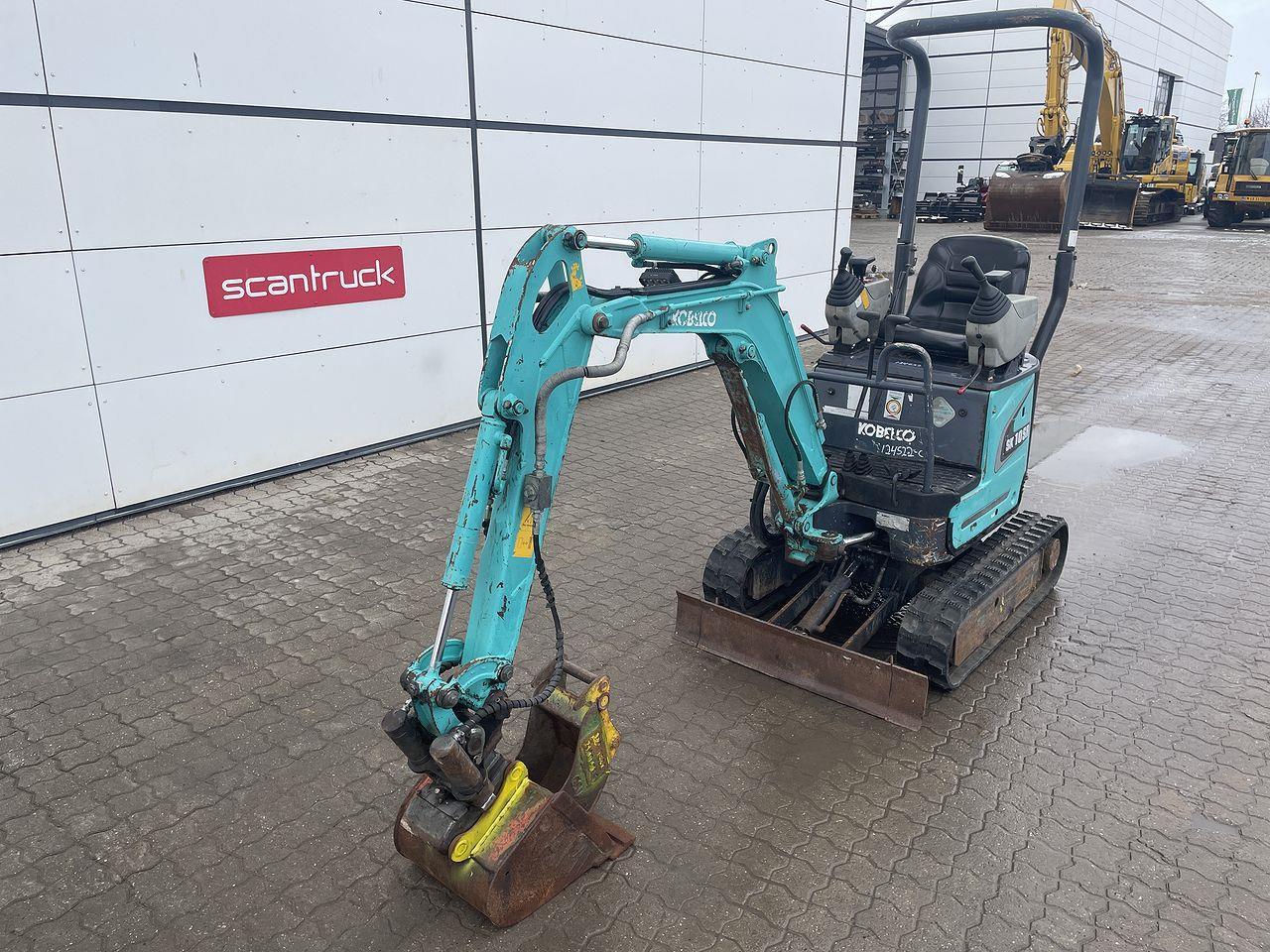 Kobelco SK10SR-2 - حفارة مصغرة: صور 1 Kobelco SK10SR-2 - حفارة مصغرة: صور 1