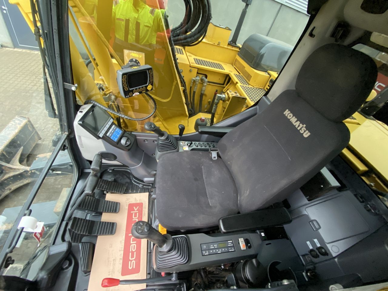 Komatsu PC138US-11 - حفارات زحافة: صور 3 Komatsu PC138US-11 - حفارات زحافة: صور 3