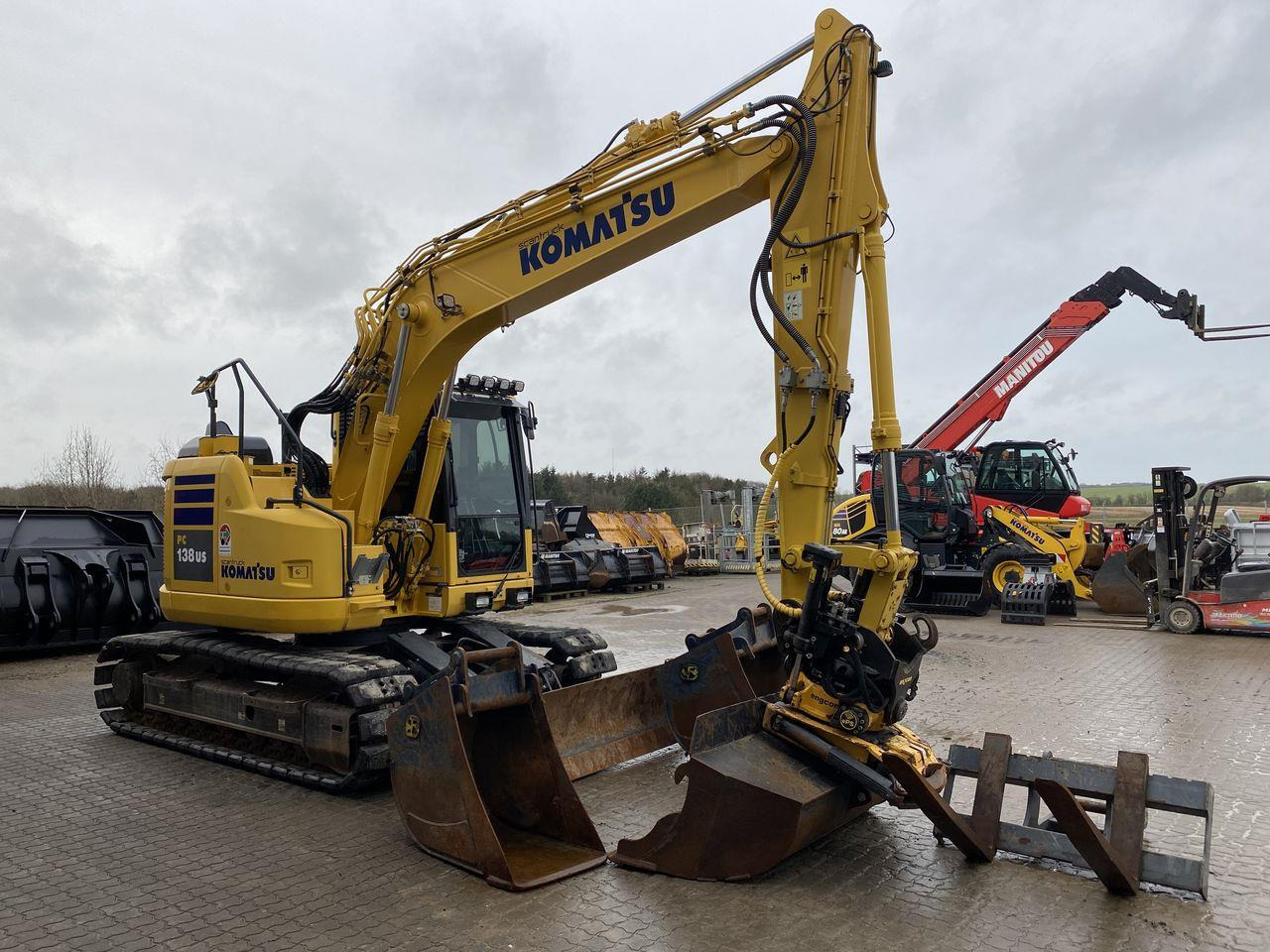 Komatsu PC138US-11 - حفارات زحافة: صور 5 Komatsu PC138US-11 - حفارات زحافة: صور 5