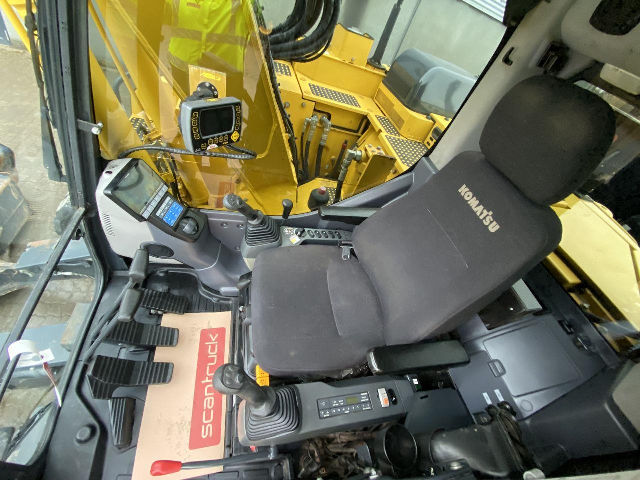 Komatsu PC138US-11 - حفارات زحافة: صور 3 Komatsu PC138US-11 - حفارات زحافة: صور 3