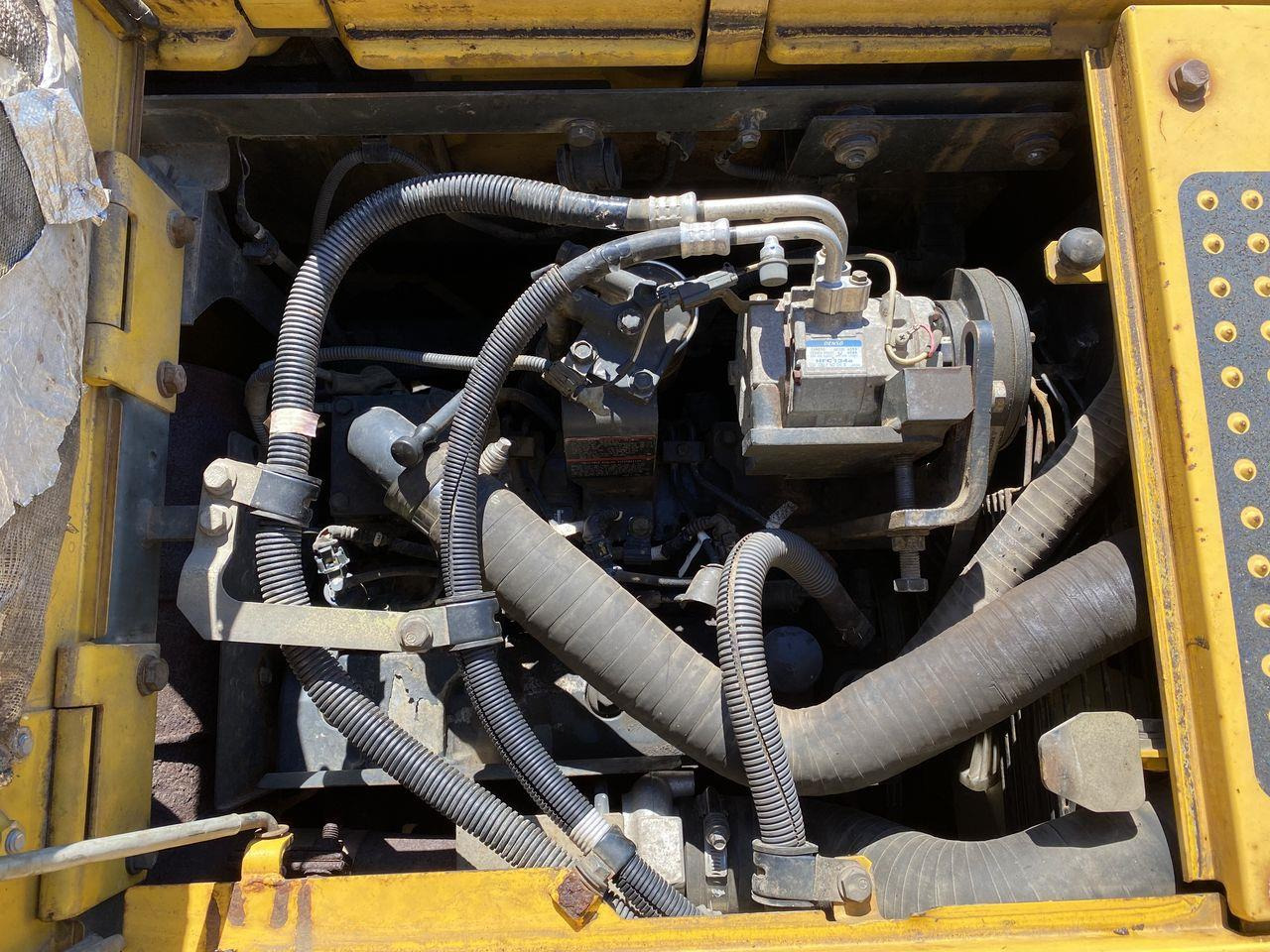 حفارات زحافة Komatsu PC138US-8: صور 8 حفارات زحافة Komatsu PC138US-8: صور 8