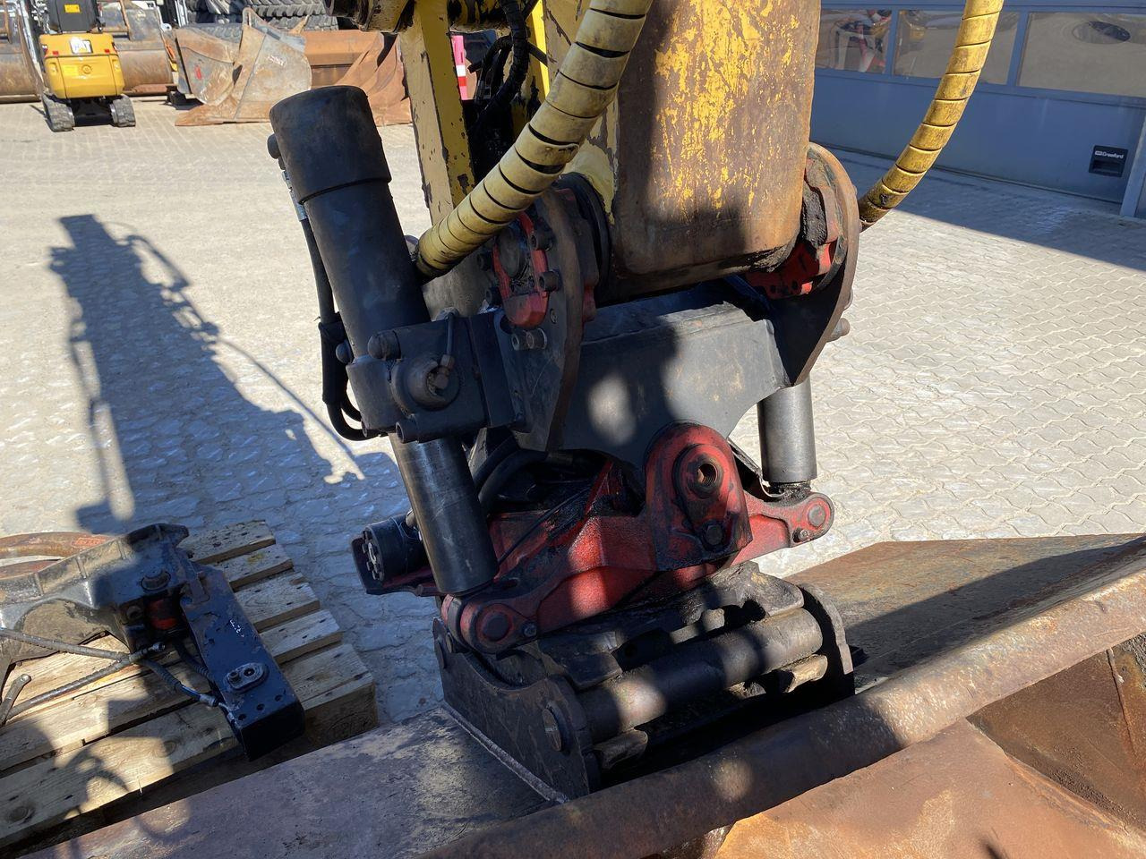 حفارات زحافة Komatsu PC138US-8: صور 9 حفارات زحافة Komatsu PC138US-8: صور 9