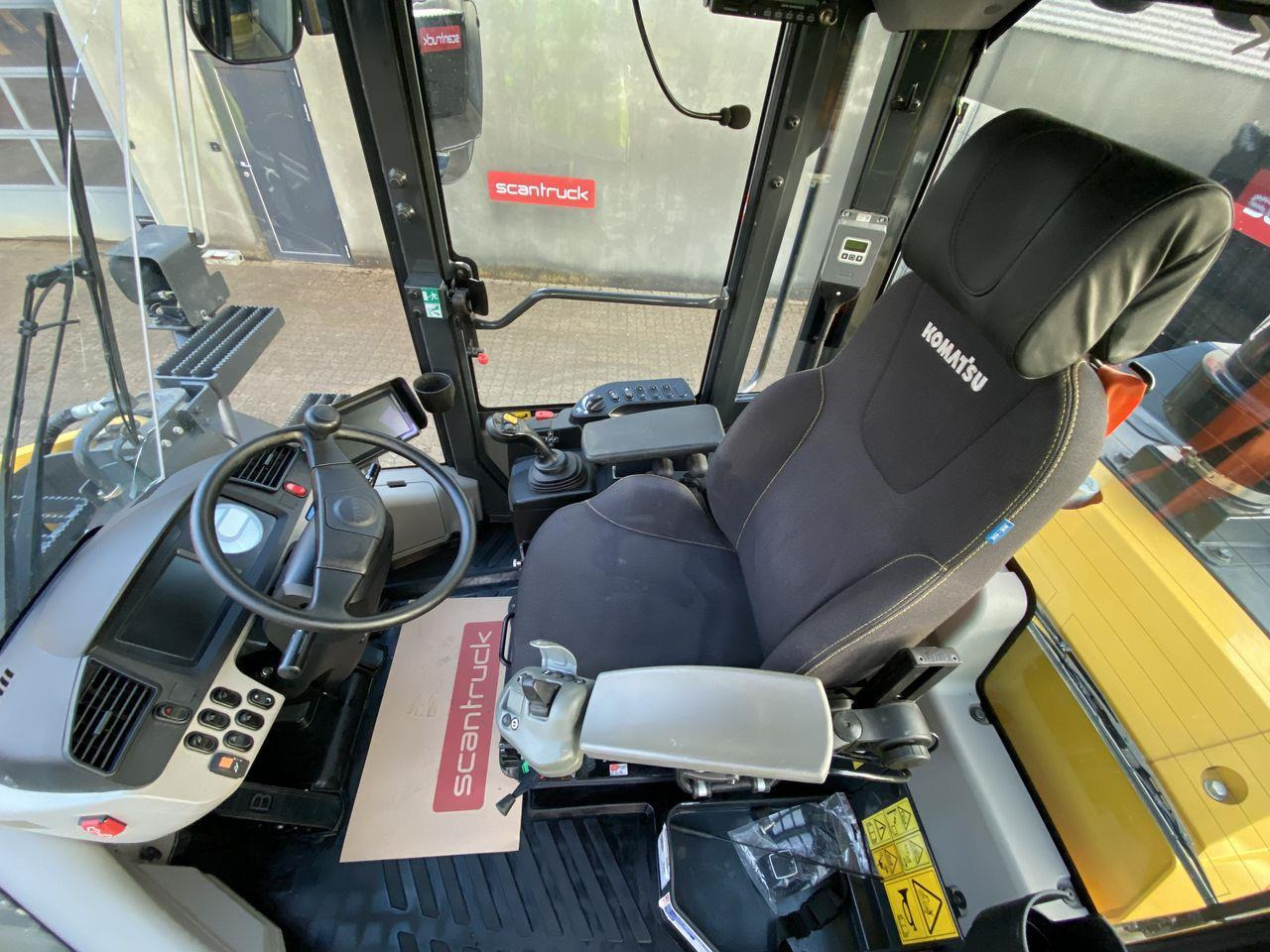 Komatsu WA320-8EO - اللودر بعجل: صور 3 Komatsu WA320-8EO - اللودر بعجل: صور 3