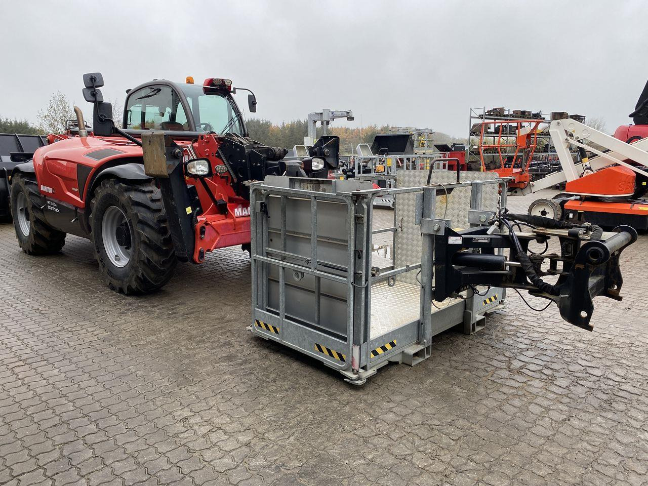 Manitou MT1840A ST3B - رافعة تلسكوبية: صور 5 Manitou MT1840A ST3B - رافعة تلسكوبية: صور 5