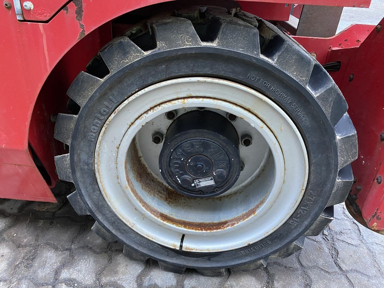 Mantall XD100RT - رافعات مقصية: صور 3 Mantall XD100RT - رافعات مقصية: صور 3