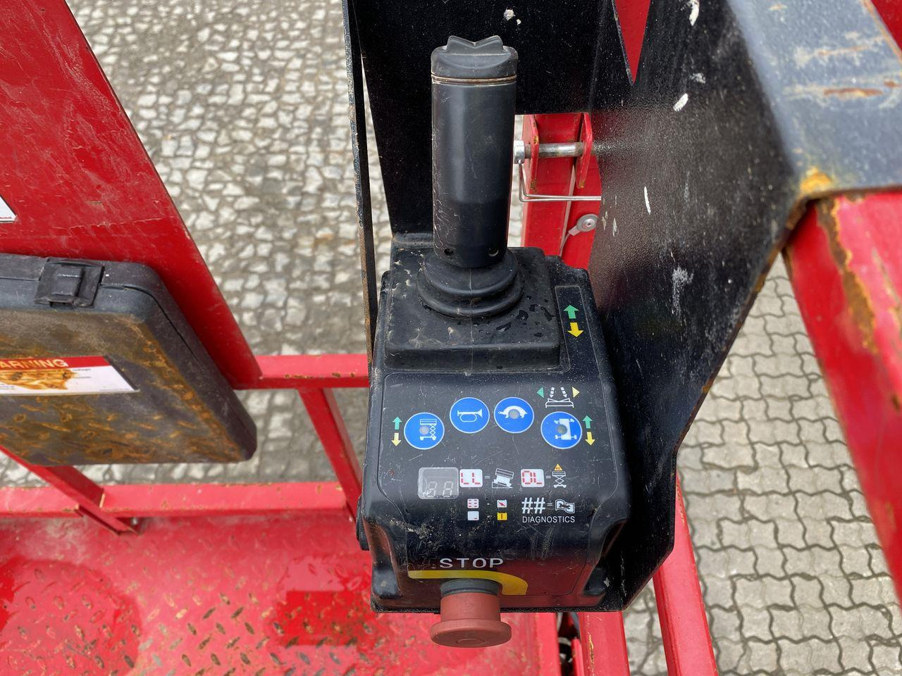 Mantall XE160W - رافعات مقصية: صور 3 Mantall XE160W - رافعات مقصية: صور 3