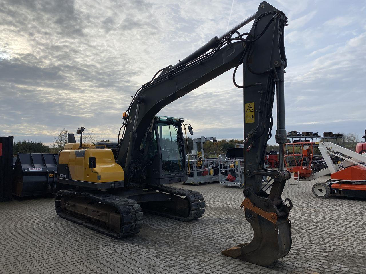 Volvo EC140 - حفارات زحافة: صور 5 Volvo EC140 - حفارات زحافة: صور 5
