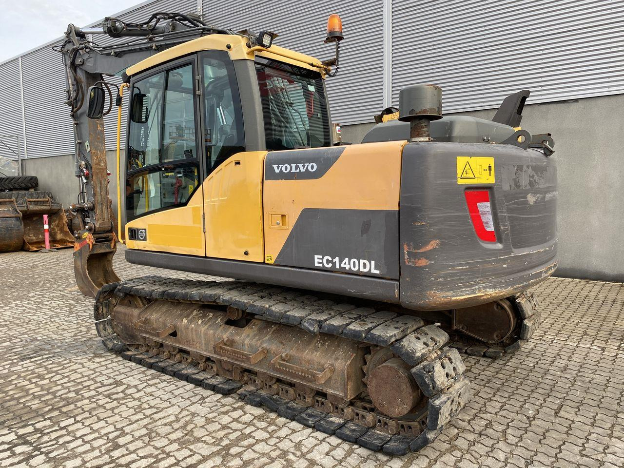 Volvo EC140 - حفارات زحافة: صور 2 Volvo EC140 - حفارات زحافة: صور 2