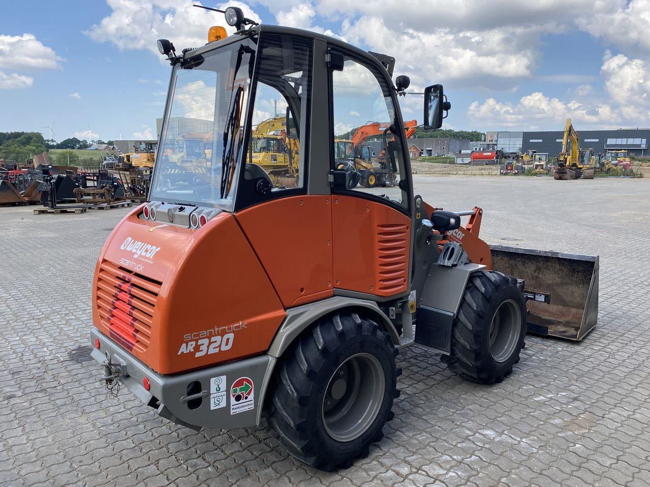 Weycor AR320 Cab - لودر مفصلي صغير: صور 4 Weycor AR320 Cab - لودر مفصلي صغير: صور 4