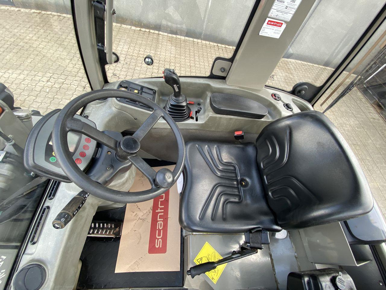 Weycor AR320 Cab - لودر مفصلي صغير: صور 3 Weycor AR320 Cab - لودر مفصلي صغير: صور 3