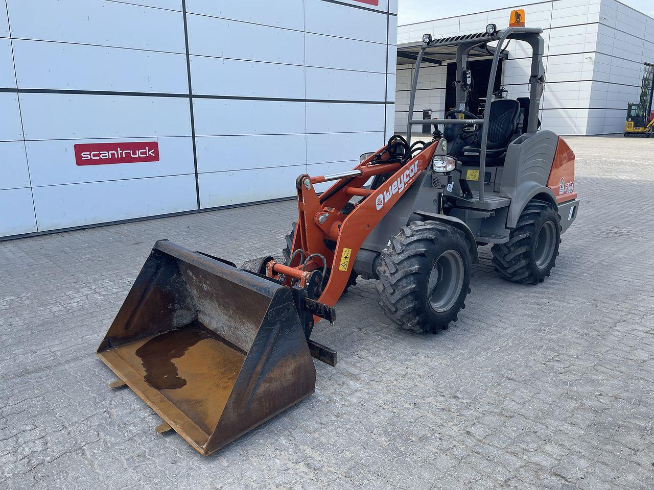 Weycor AR380 Agrar - لودر مفصلي صغير: صور 1 Weycor AR380 Agrar - لودر مفصلي صغير: صور 1