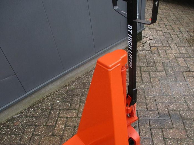 BT HL 1000 - معدات تكديس: صور 5 BT HL 1000 - معدات تكديس: صور 5