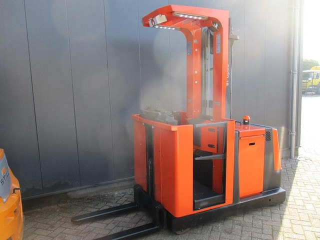 BT OME 100M - رافعات ترتيب البضائع: صور 3 BT OME 100M - رافعات ترتيب البضائع: صور 3