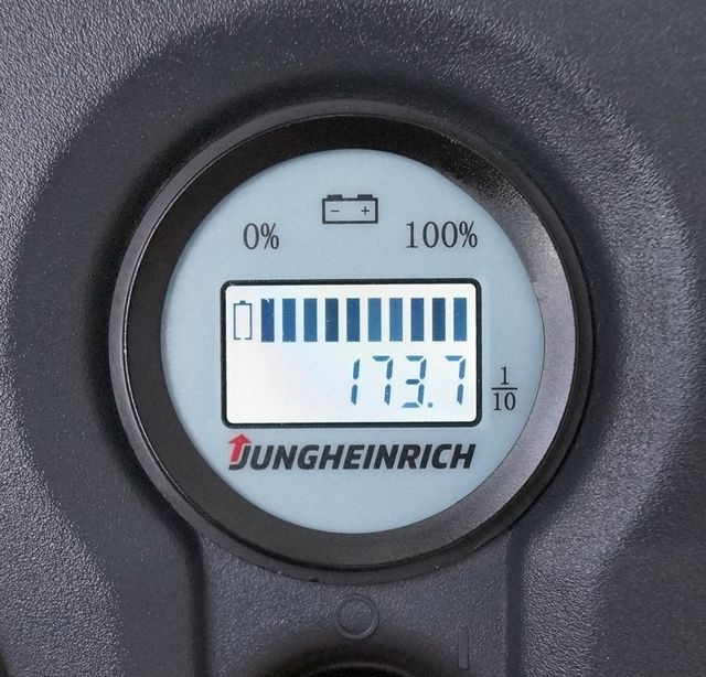 Jungheinrich EJC M10 - معدات تكديس: صور 4 Jungheinrich EJC M10 - معدات تكديس: صور 4