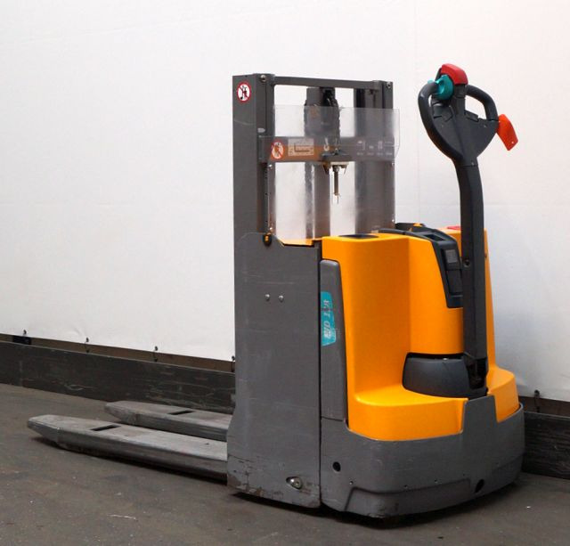 Jungheinrich EJD118 - معدات تكديس: صور 2 Jungheinrich EJD118 - معدات تكديس: صور 2