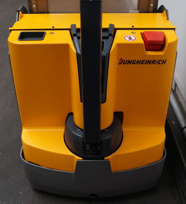 Jungheinrich EJD118 - معدات تكديس: صور 3 Jungheinrich EJD118 - معدات تكديس: صور 3