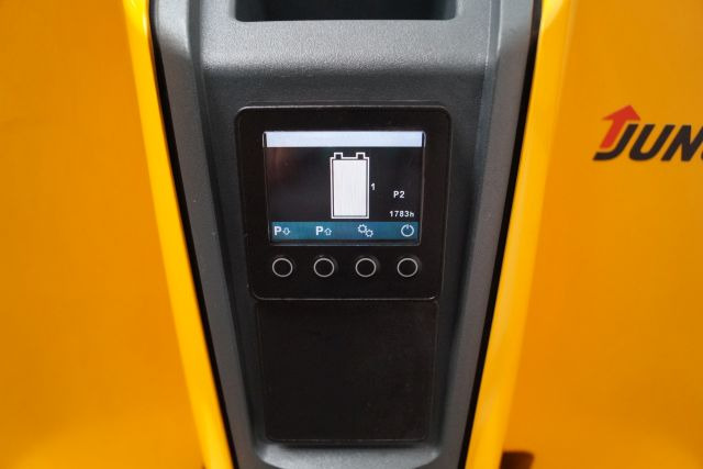 Jungheinrich EJD118 - معدات تكديس: صور 4 Jungheinrich EJD118 - معدات تكديس: صور 4