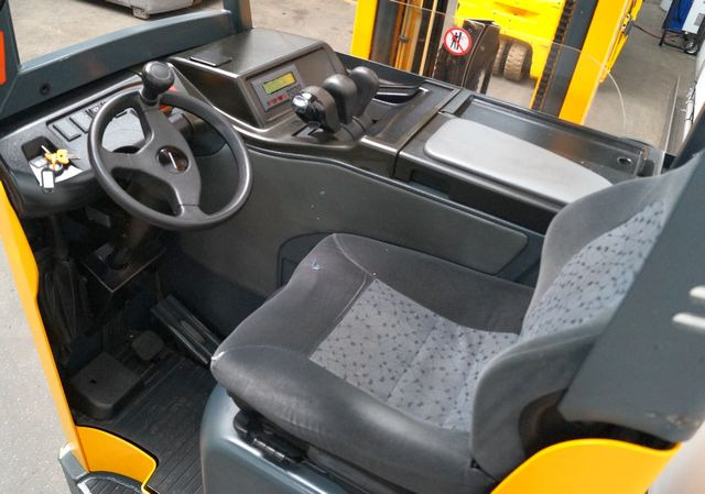 Jungheinrich ETV Cac16 - شاحنة مناولة: صور 5 Jungheinrich ETV Cac16 - شاحنة مناولة: صور 5